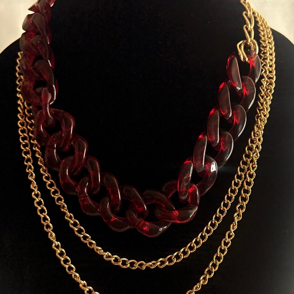 Burgundy chunky necklace